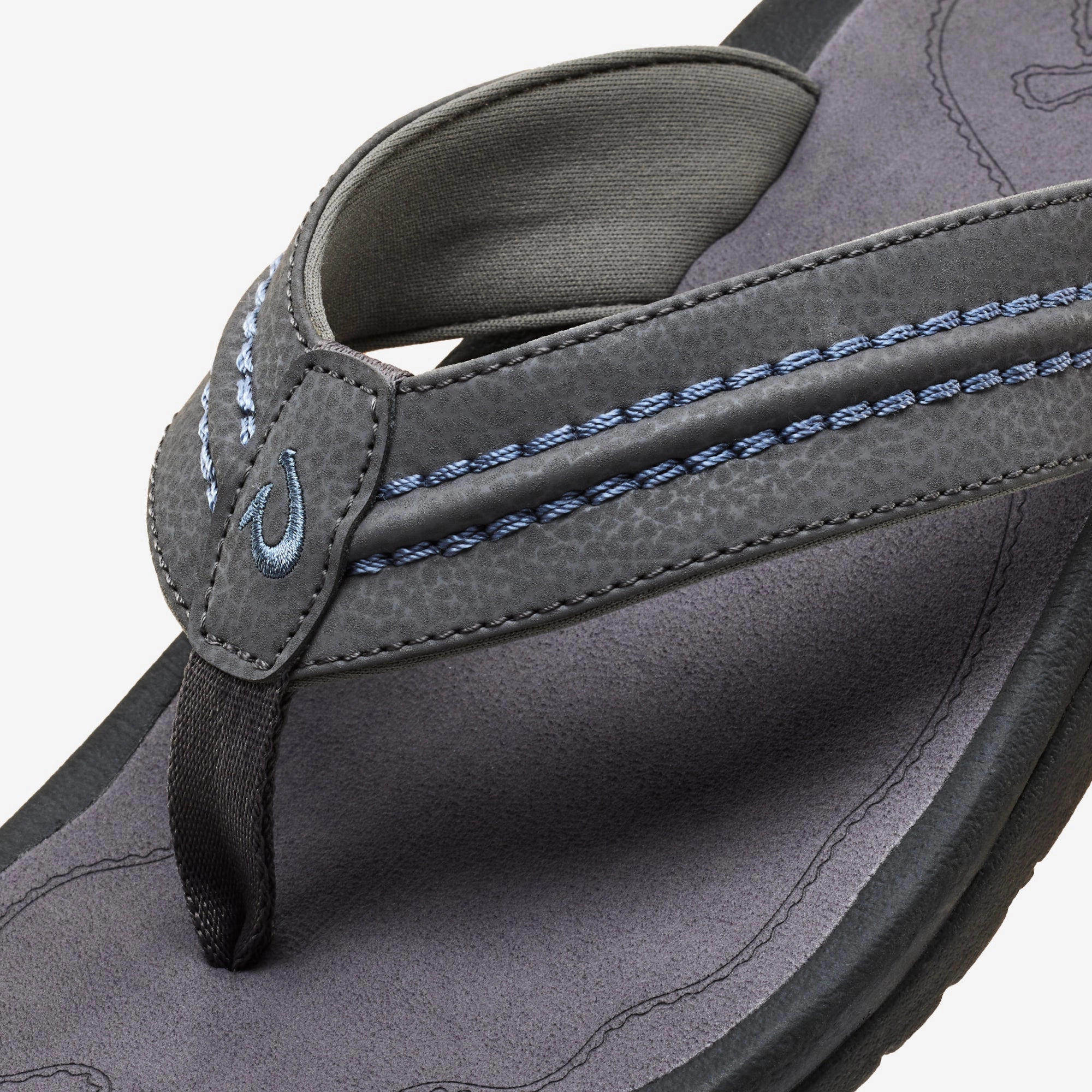 Hokua - Pavement Mt Sandals