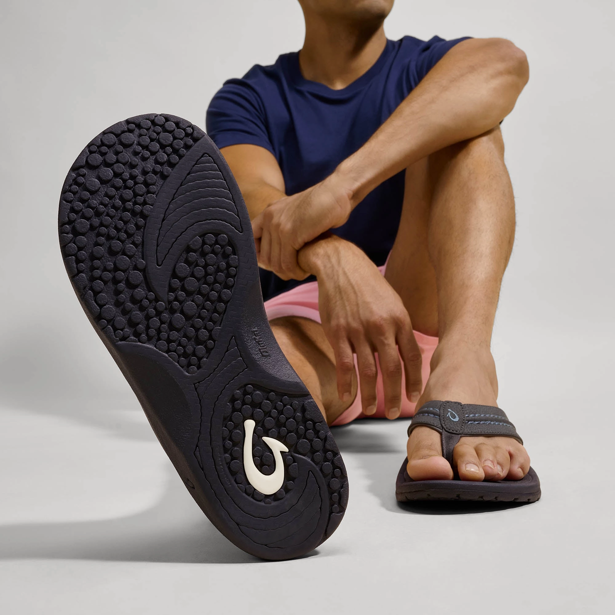 Hokua - Pavement Poolside Sandals