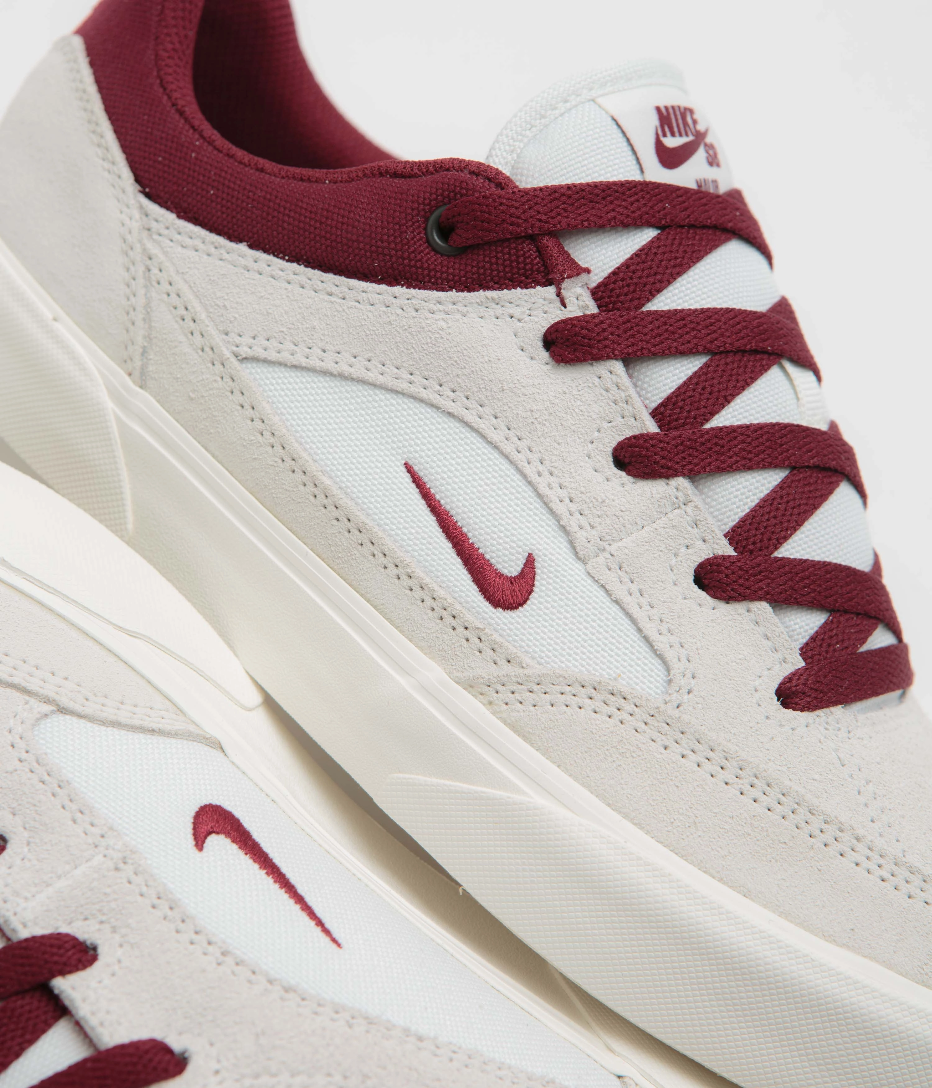 Retro Shoes Nike Nike SB Malor Shoes - Summit White / Team Red - Phantom - Sail