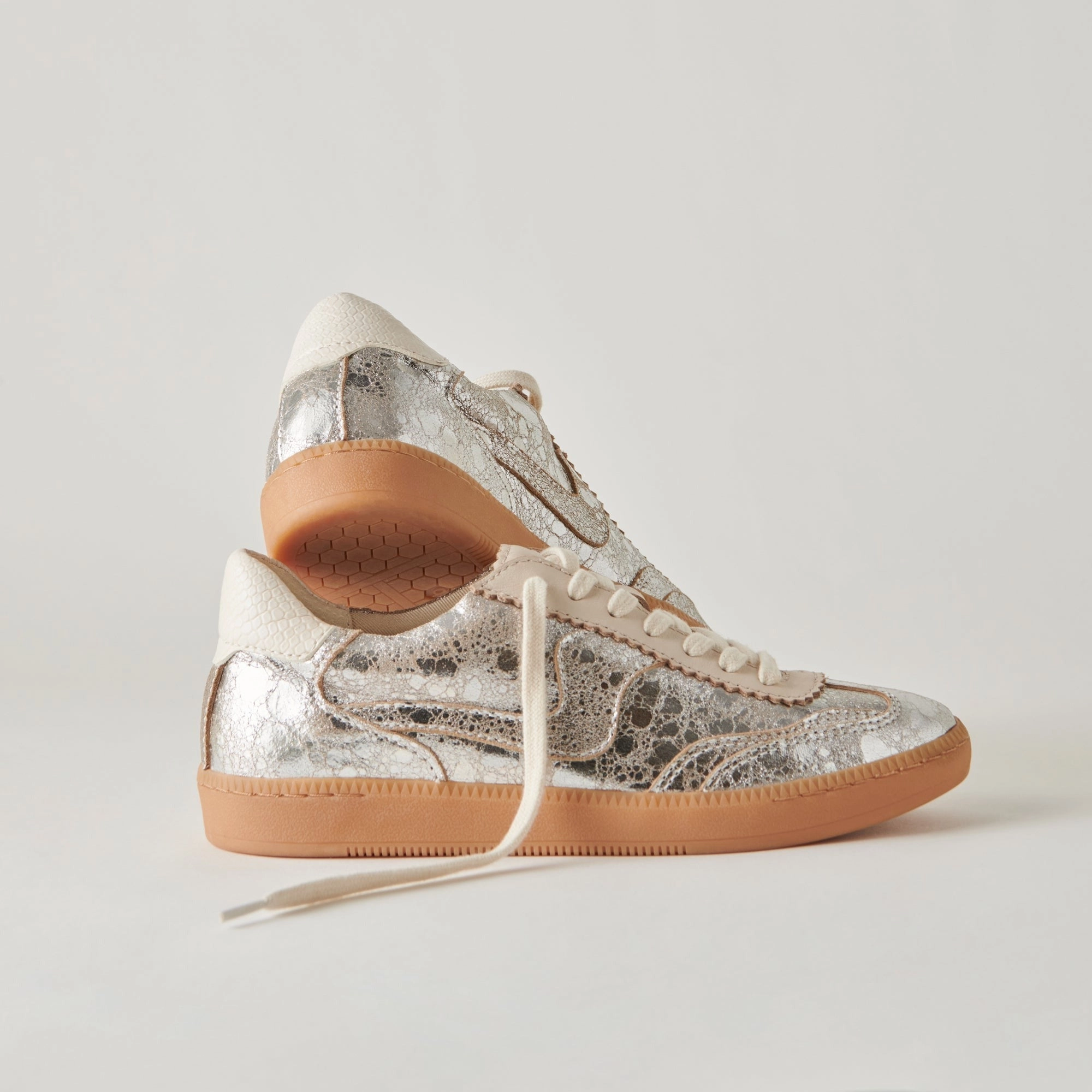 Gel-kayano 14 Sneakers NOTICE SNEAKERS SILVER DISTRESSED LEATHER