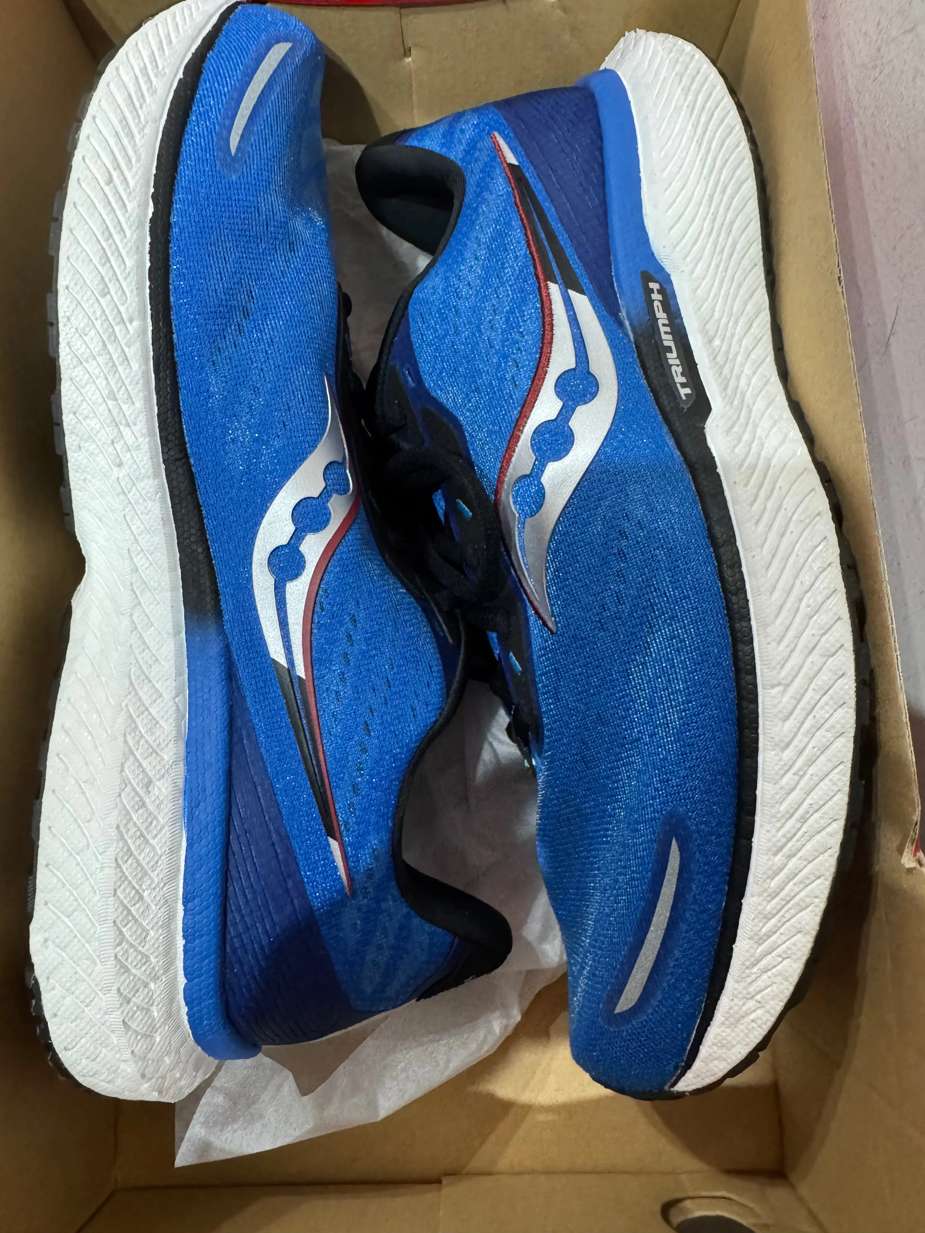 Saucony Men's Triumph 19 Running Shoes Wide Sizes