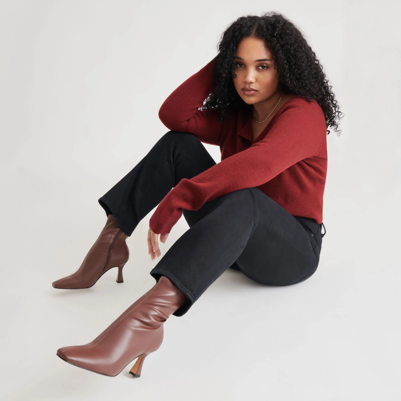 Jeans And Chelsea Boots GLAMOR BOOTS CHOCOLATE STELLA