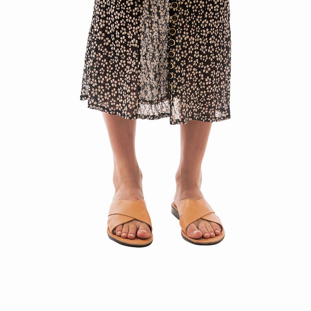 Sandals In Exuma Isla - Suede Leather Slip On Sandal | Tan