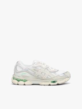 Gelnyc Cream Fossil suede Mesh Waffle Racing Flat Moon Shoe Price