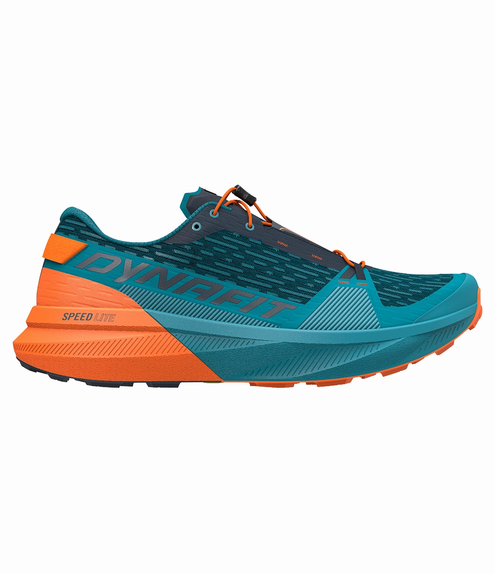 M Ultra Pro 2 5 Tr Running Shoes