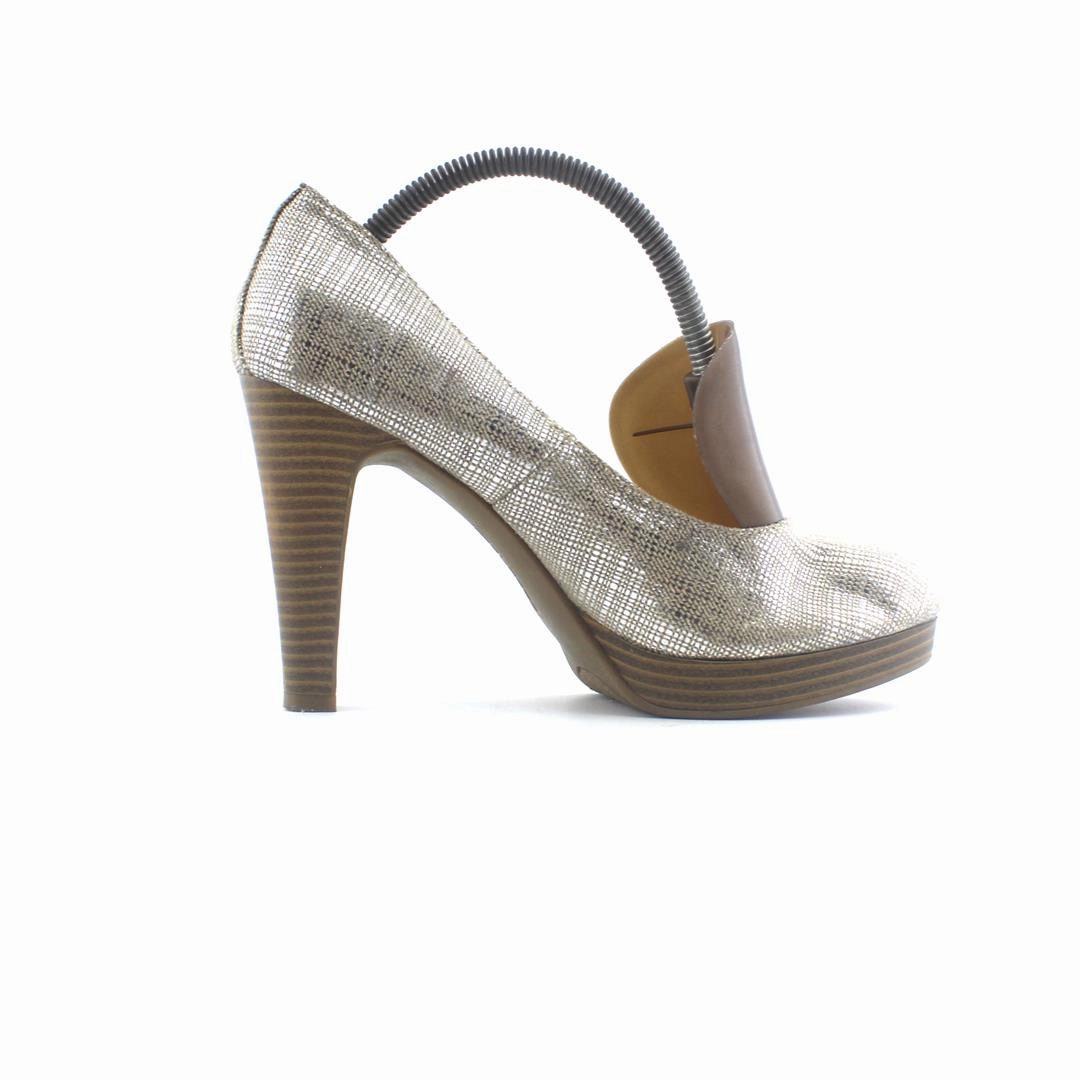 MAURICES . High Heel Masturbating