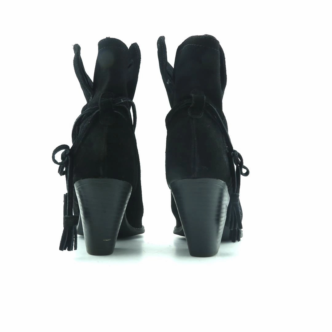 MIA DANI Teacher.in.high.heels