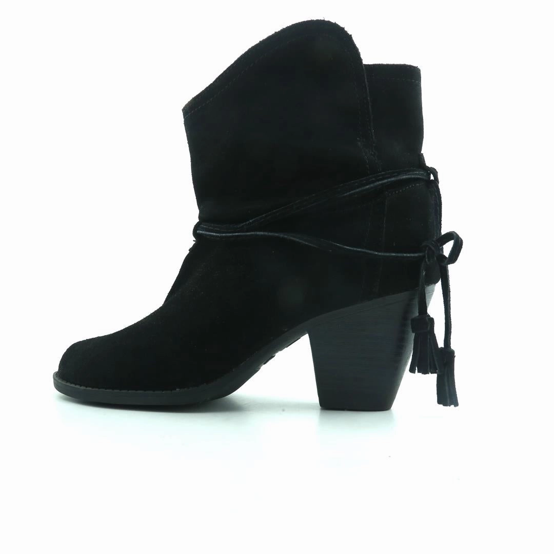 MIA DANI High Heel Stores