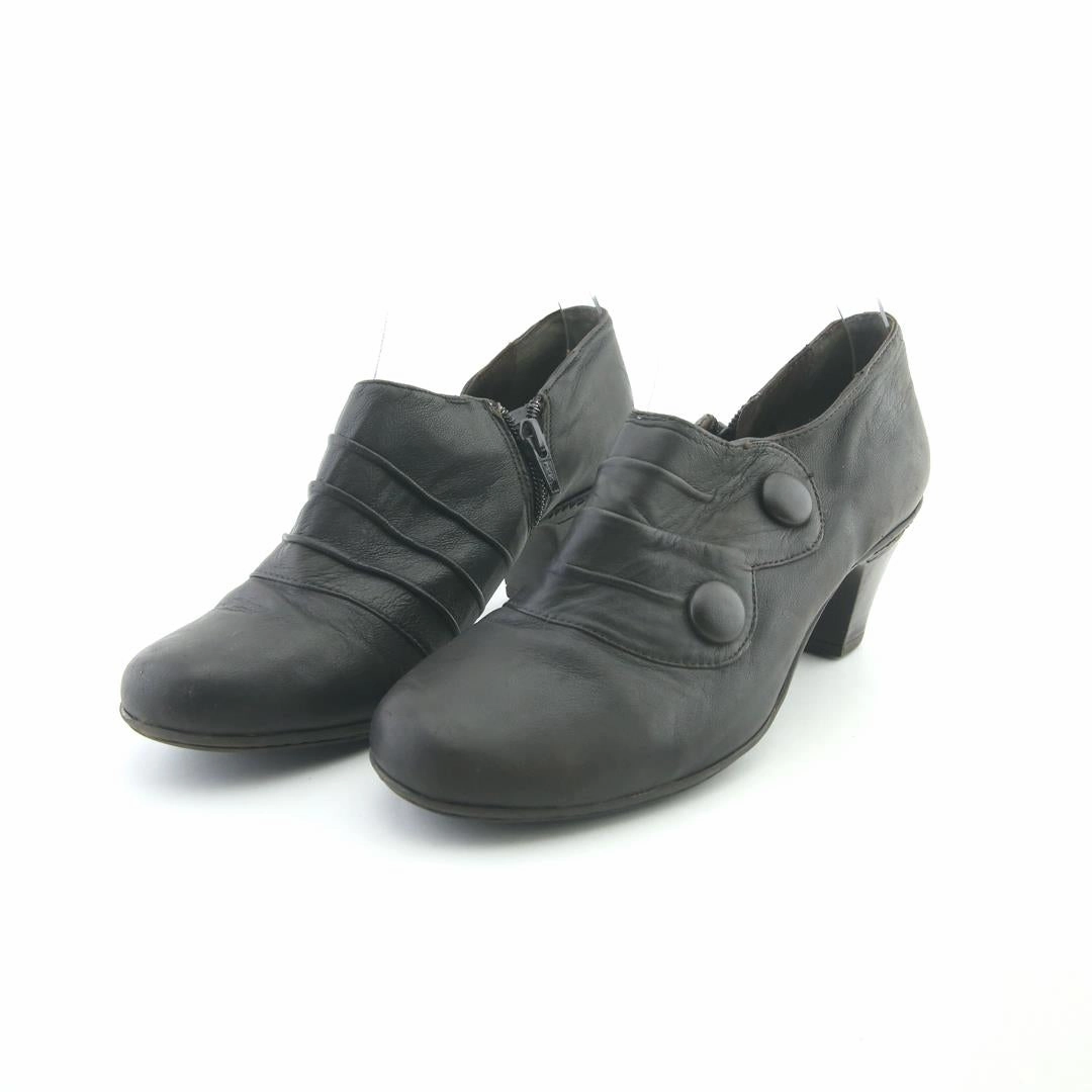 MICHELLE  . Glitter Thigh High Heels