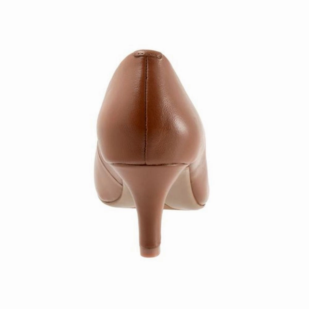 Trotters Lanay Luggage Leather Pump (Women's)