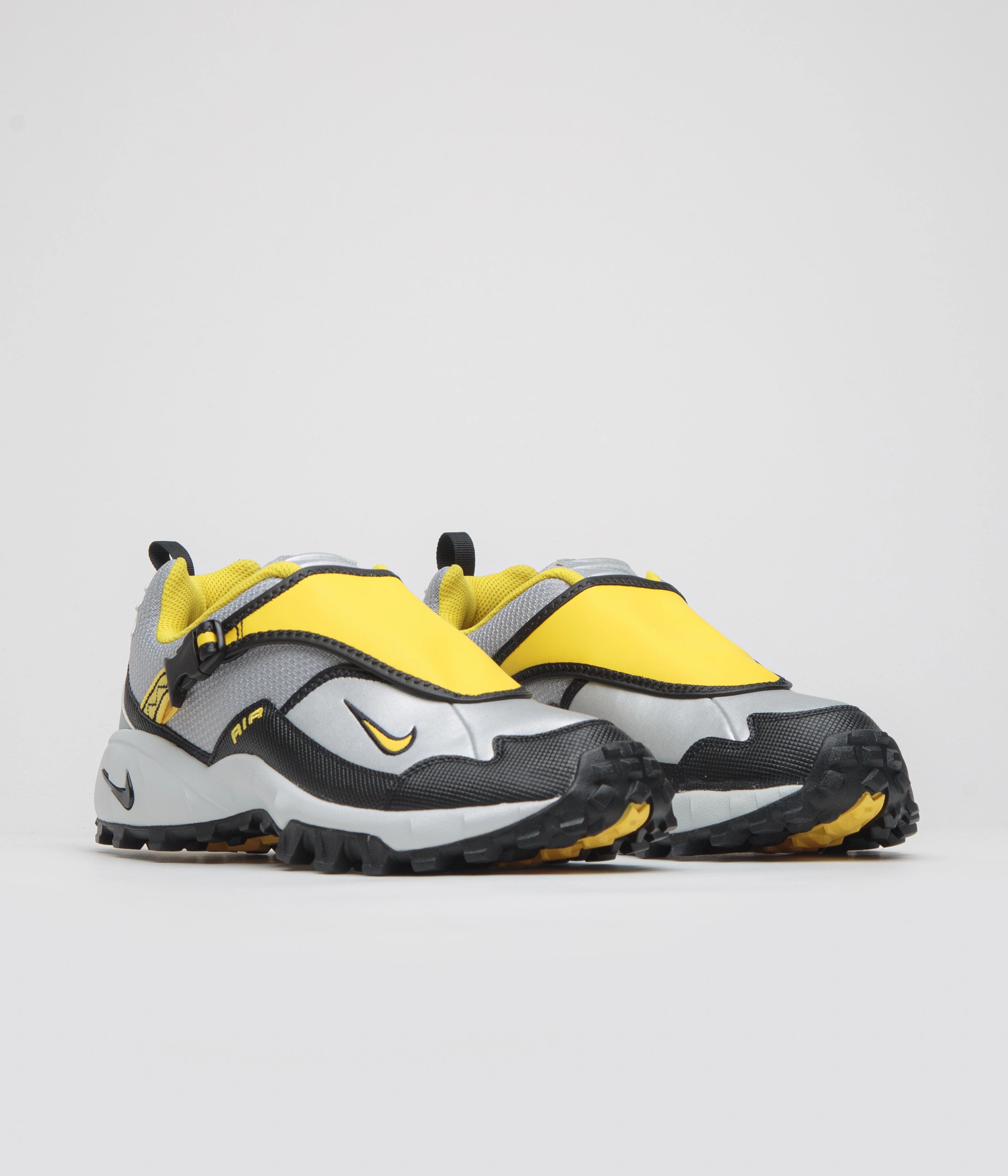 Nike Shoes Without Shoelaces Nike ACG Phassad Shoes - Black / Yellow Zest - Metallic Silver