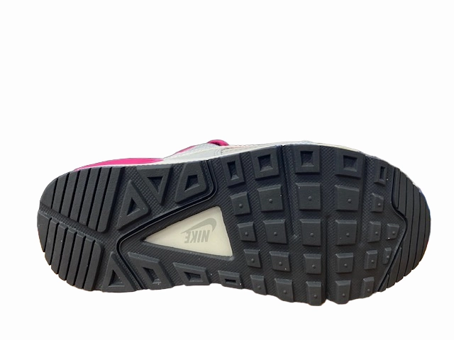 Nike Air Max Skyline 412376 600 Sneakers Bootcut Jeans