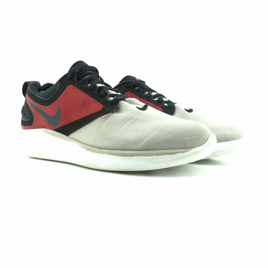 Holo Nike Shoes NIKE  LUNARSOLO