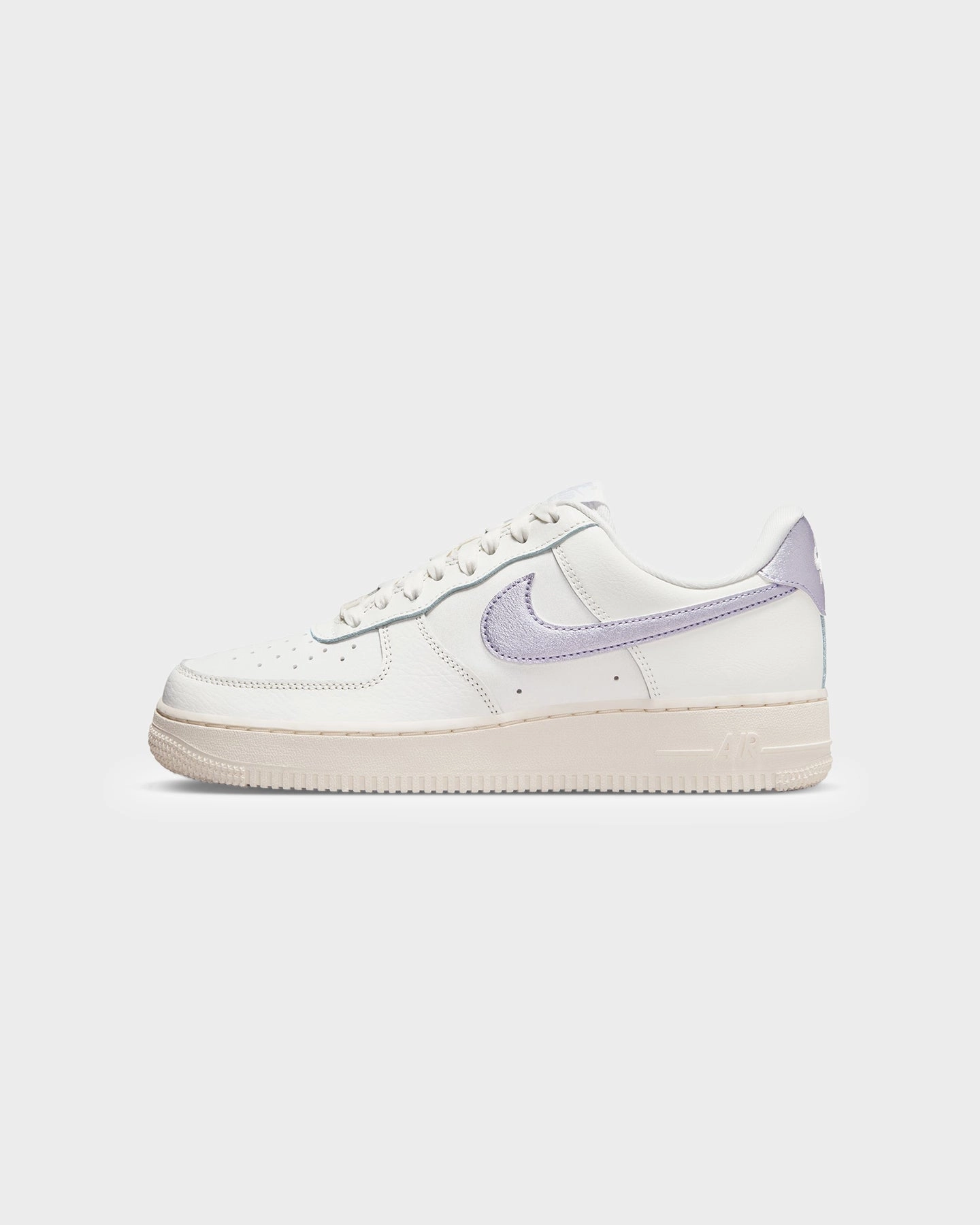 Shoes Nike Dunks Nike Women's Air Force 1 '07 Essentials Sail/Oxygen Purple