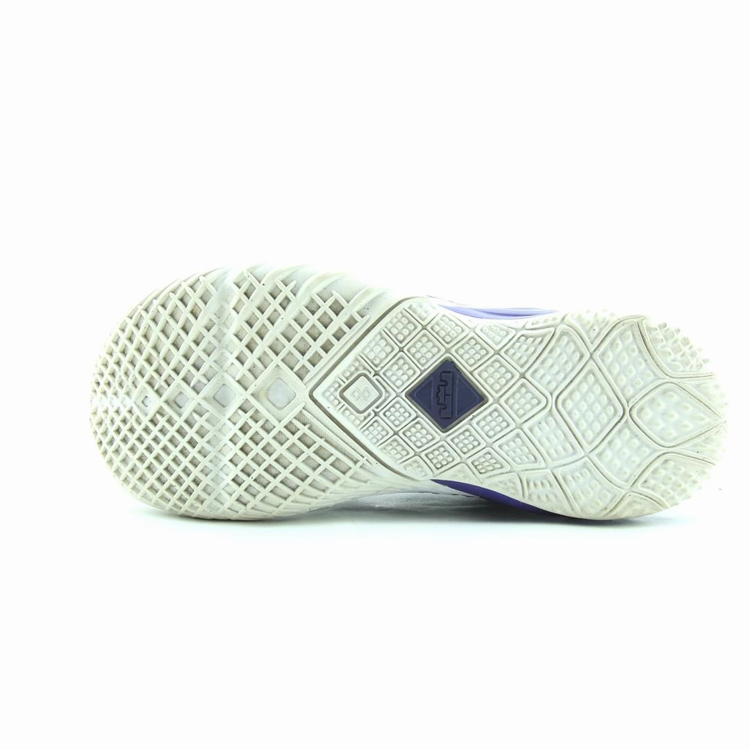 NIKE  LEBRON 18 Hyper Zoom Basketball Shoes