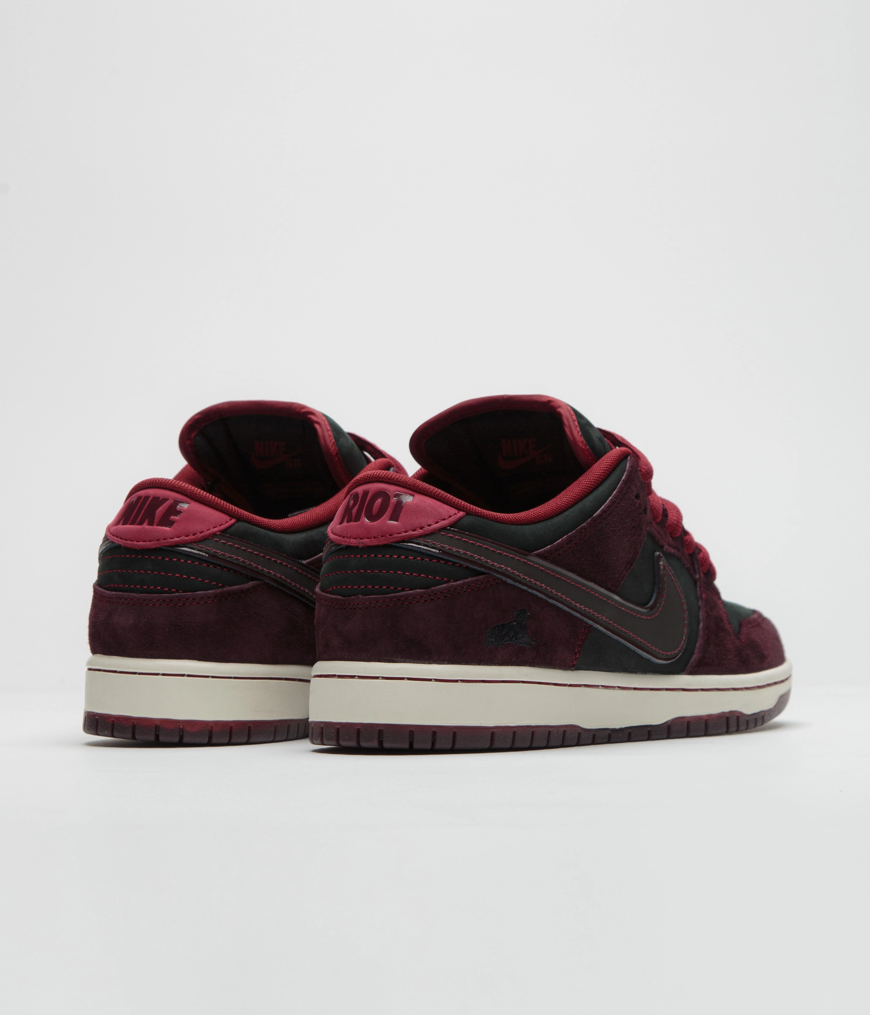 Nike SB x RIOT Skateshop Dunk Low Pro Shoes - Mahogany / Dark Beetroot - Team Red - Sail Nike Sustainable Shoes
