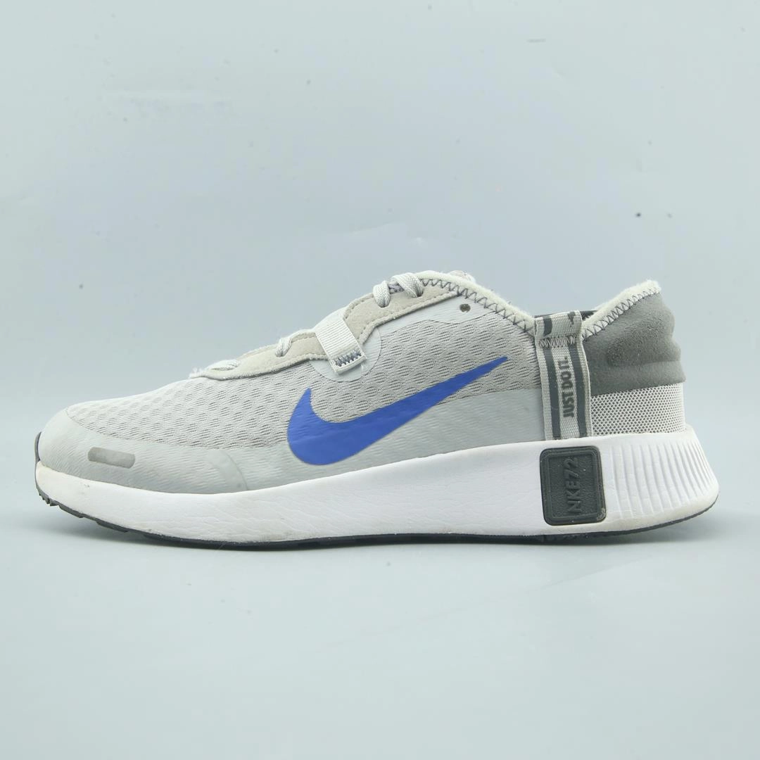 Nike Tan Shoes NIKE  REPOSTO