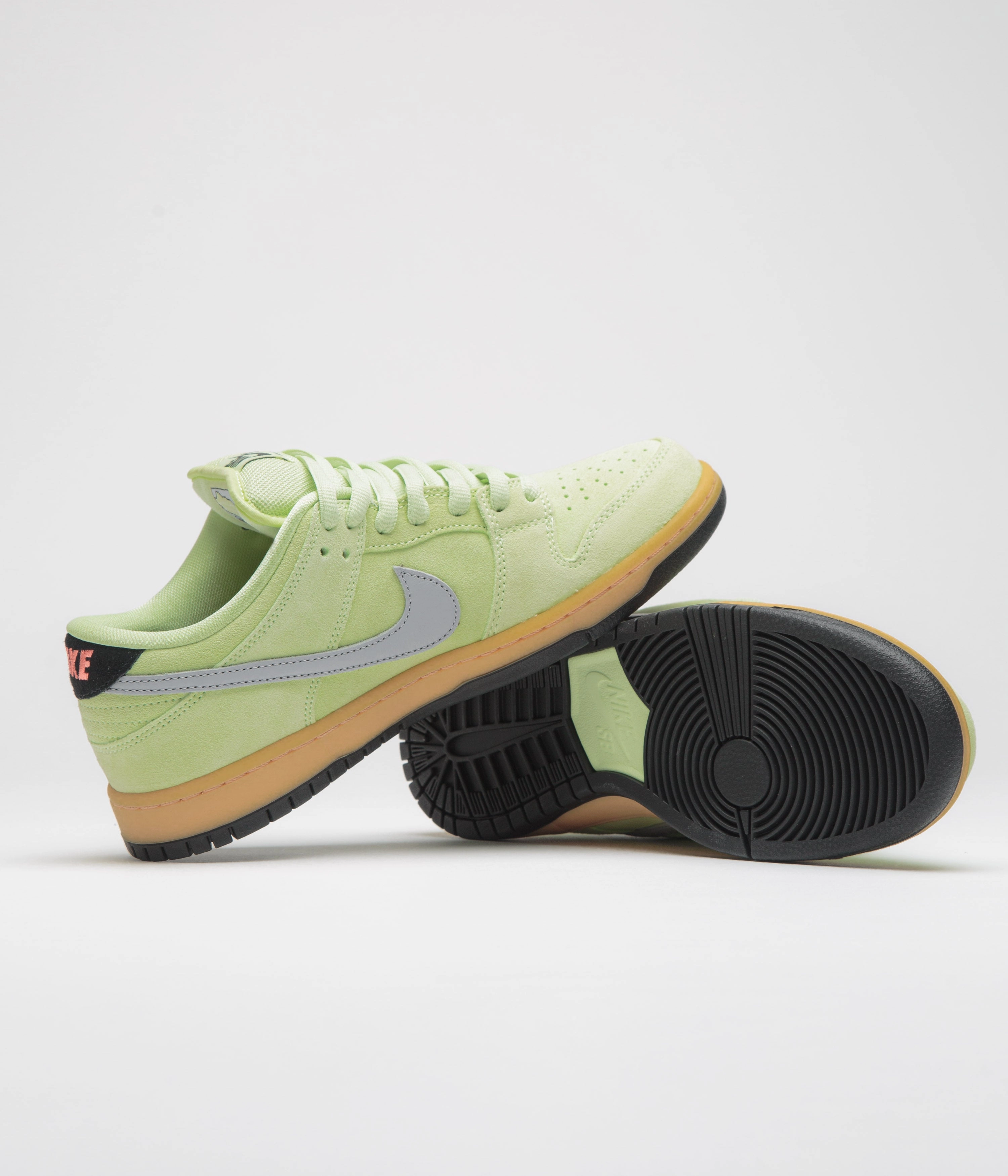 Nike SB Dunk Low Pro Premium 'Verdugo Mountain' Shoes - Pistachio Frost / Wolf Grey - Black Golf Shoes On Sale Nike