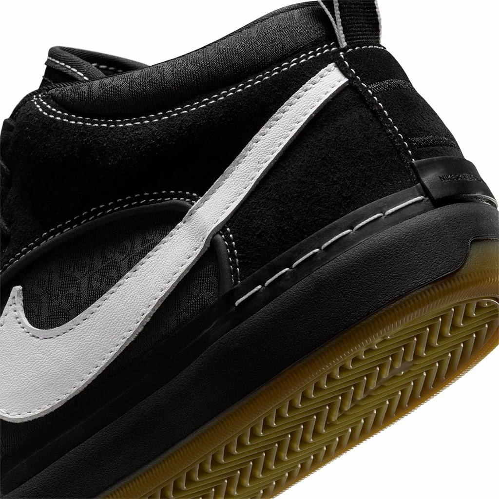 Nike SB React Leo Baker Nike Nylon Cortez Shoes