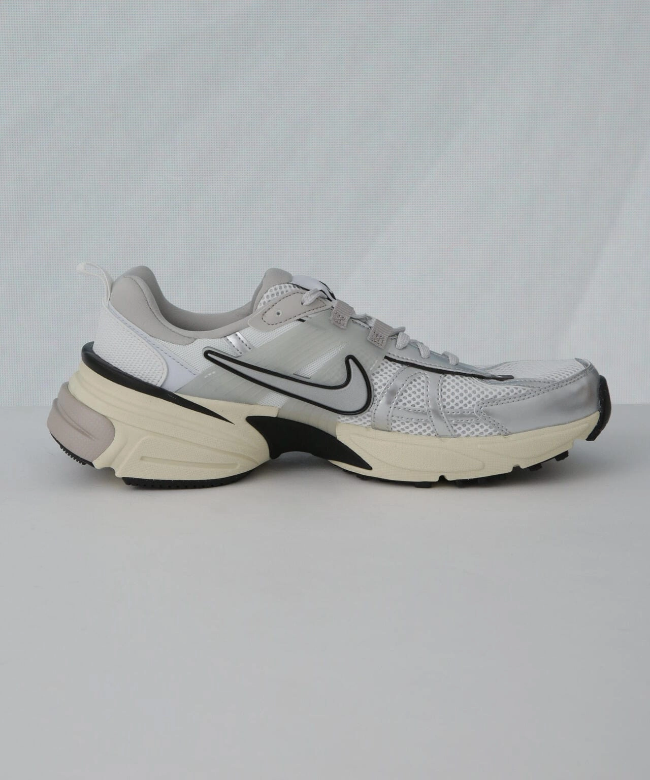 Training Shoes NIKE/ V2K 