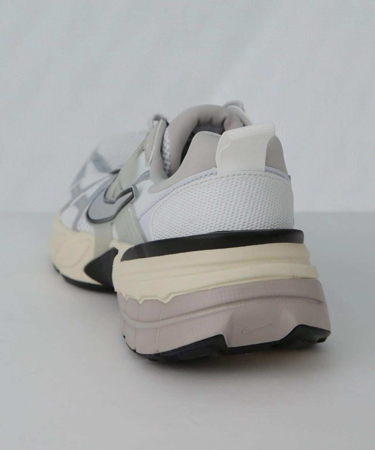 NIKE/ V2K  Waffle Shoe Nike