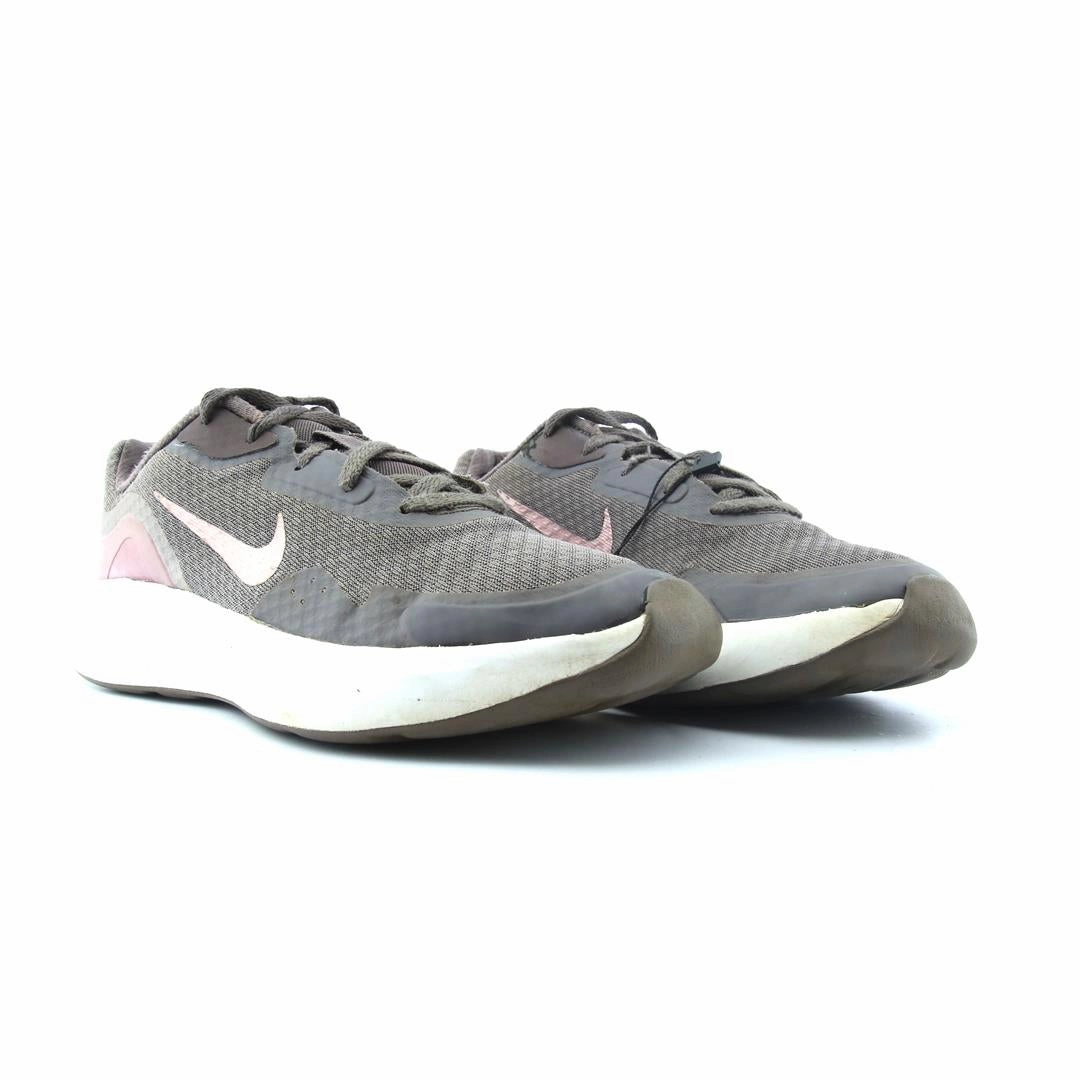 Nike Nurse Shoe NIKE WEARALLDAY