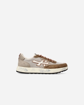 50 Dollar Sneakers Nous 7724