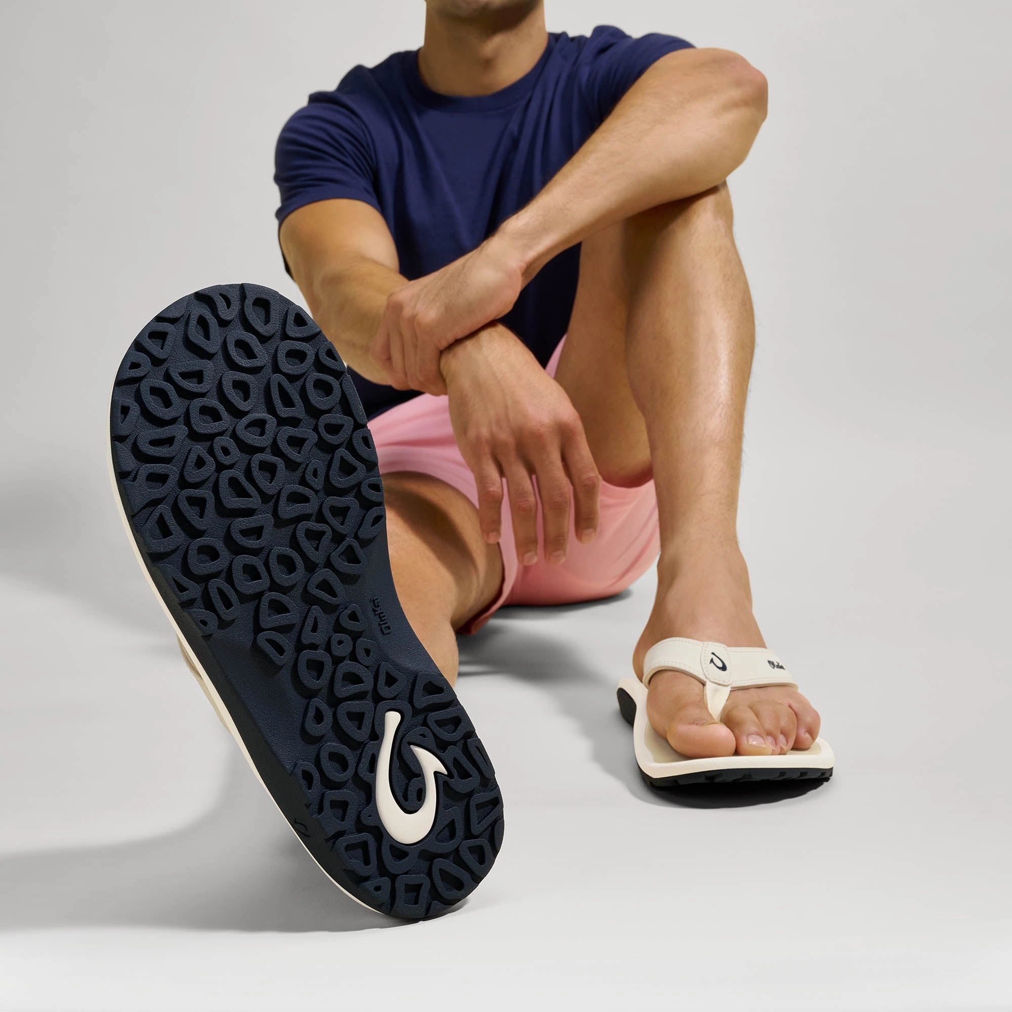 Sandals Low Ohana - White Sand / Deepest Depths