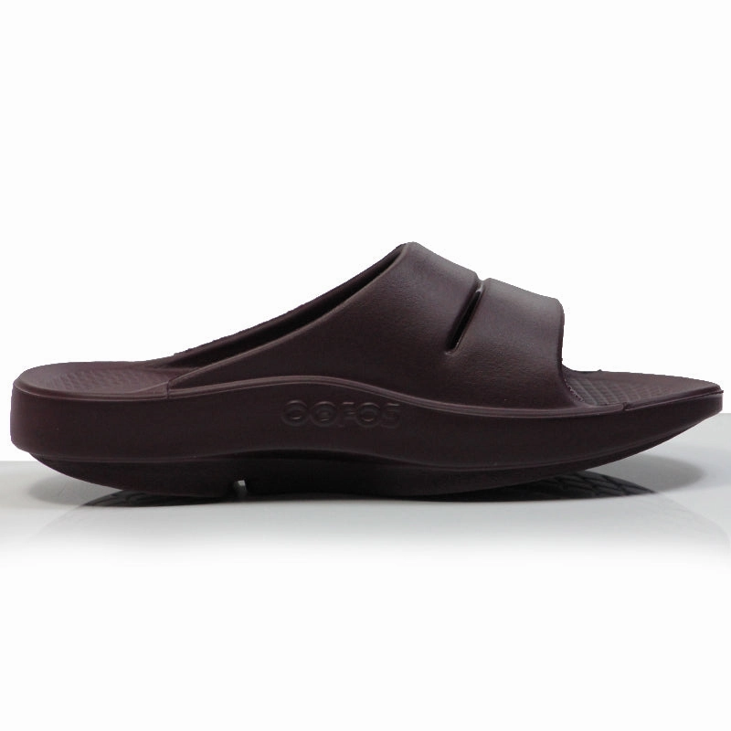 Mid Top Trail Running Shoes OOfos Women's OOahh Recovery Slide - Cabernet