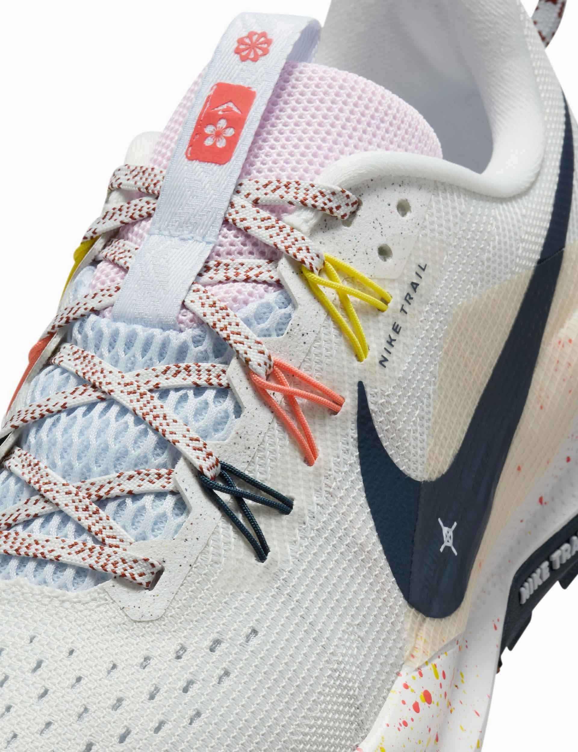 Pegasus Trail 5 Shoes - Summit White/Armory Navy/Football Grey Nike Hypervenom Turf Shoes