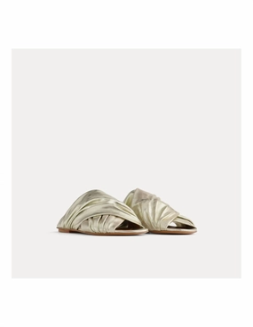 Sandals Grand St Lucian Resort Women's Flat Laminated Leather Crossed Sandals In Silver