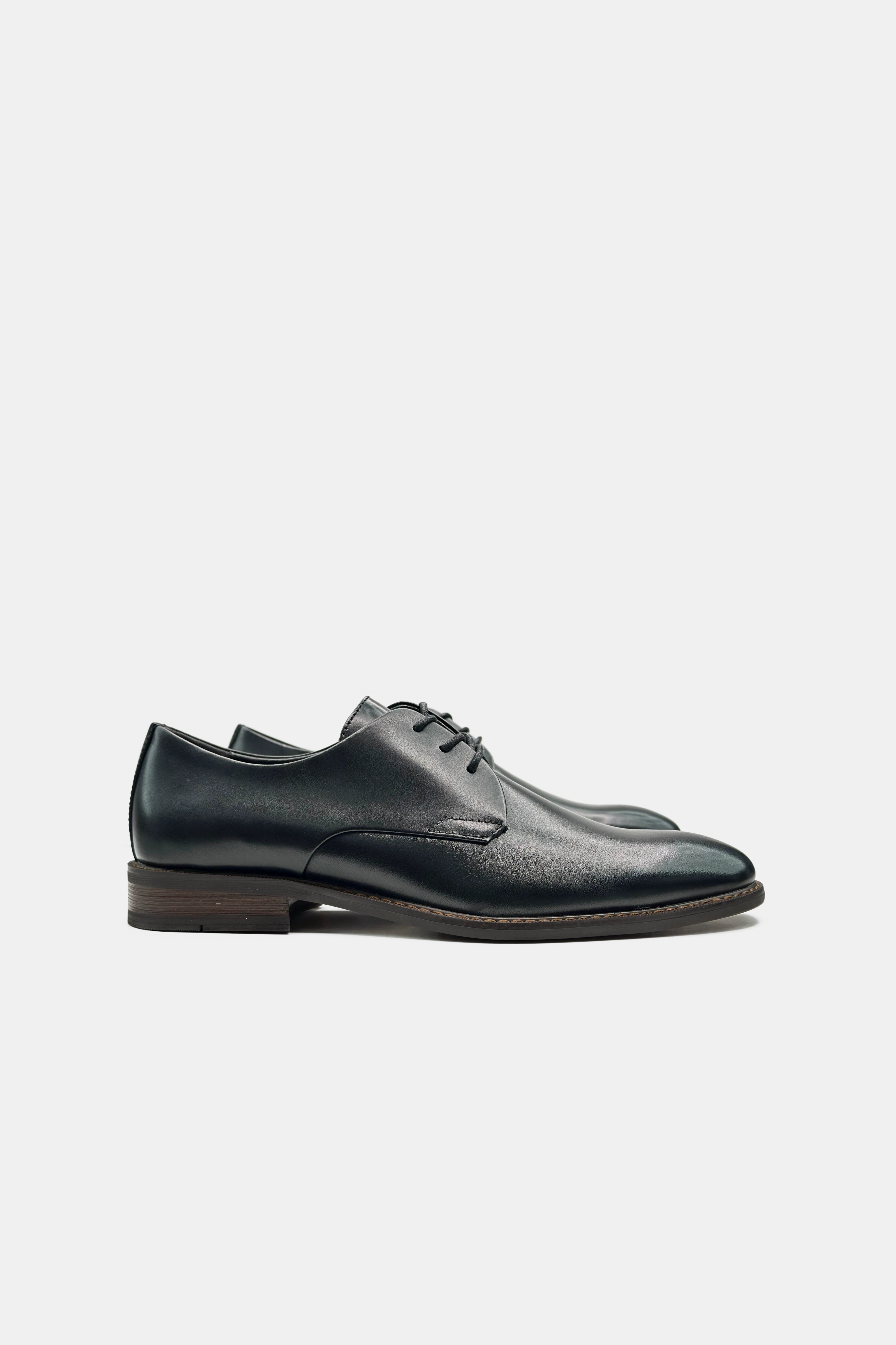 Stride Rite Dress Shoes Capress II Plain Toe Shoes