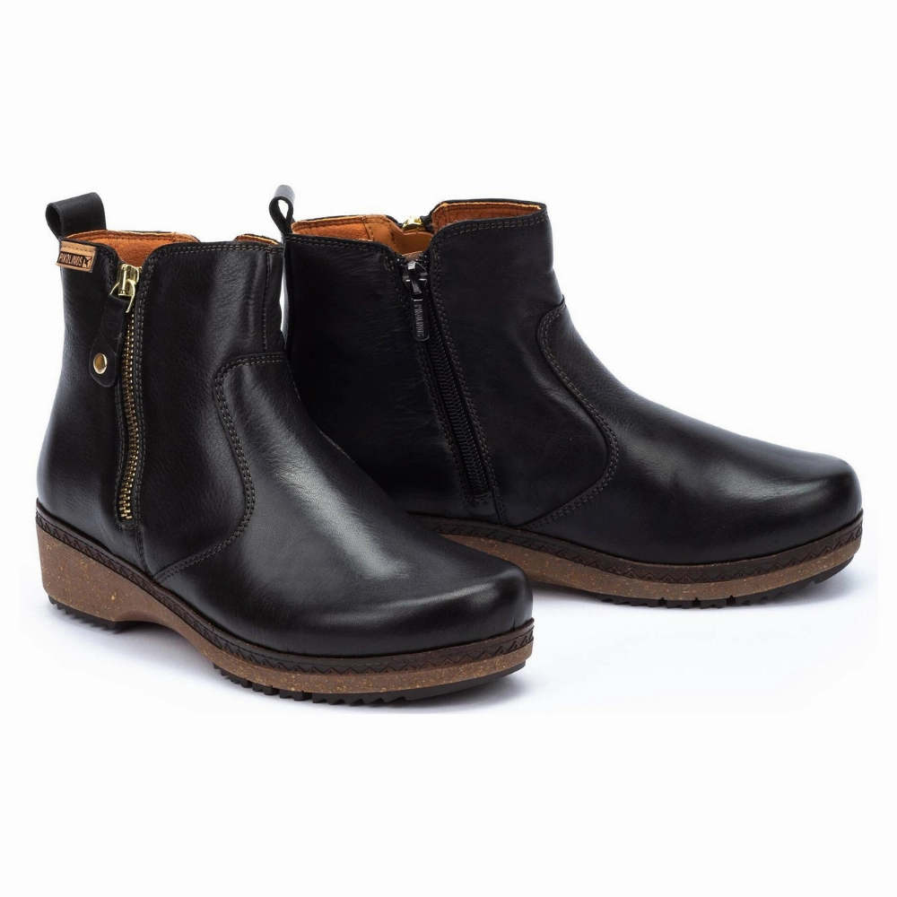 Pikolinos Granada Black Leather Boot (Women's) Boys Dress Boots