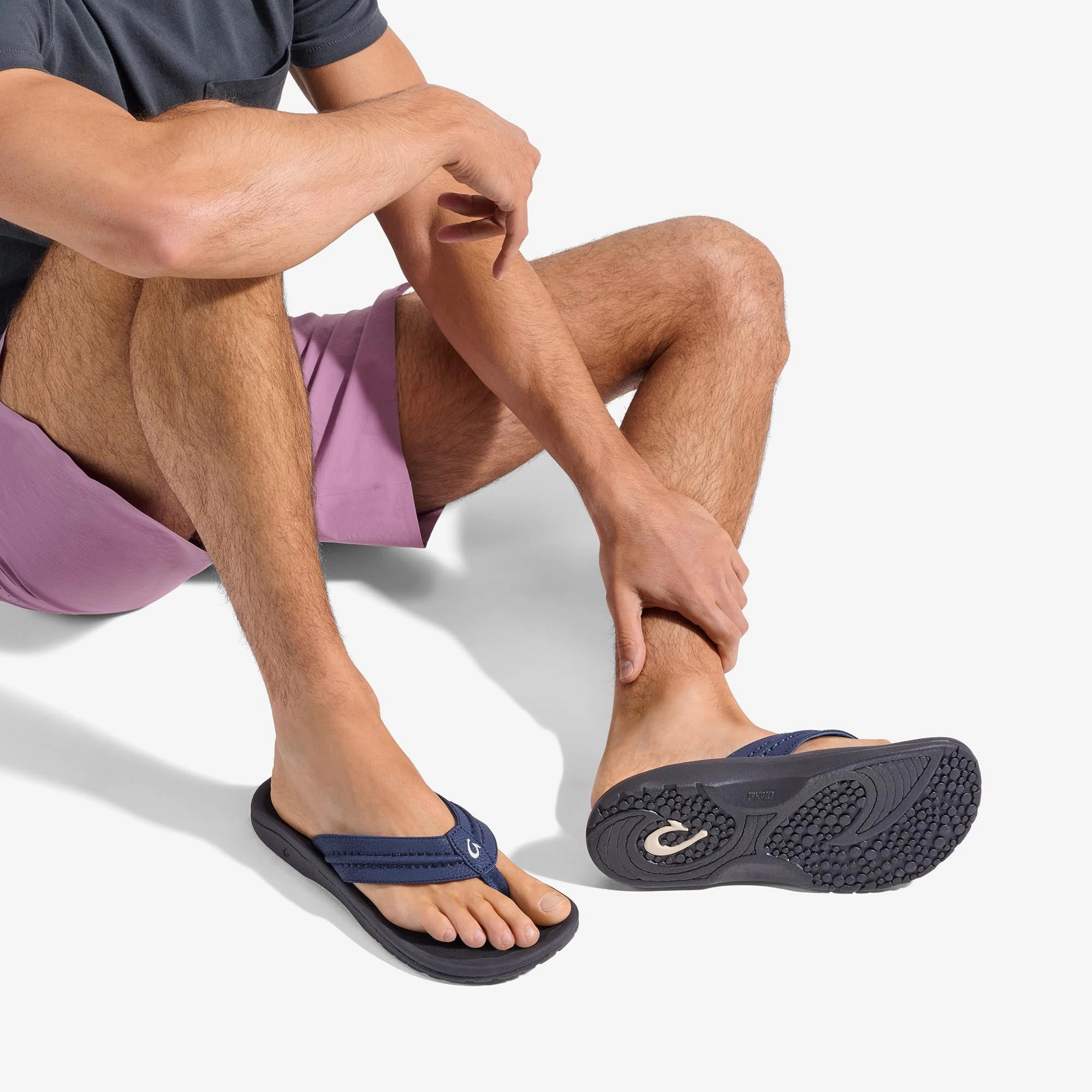 Hokua - Blue Depth / Black Caribloop.com Sandals