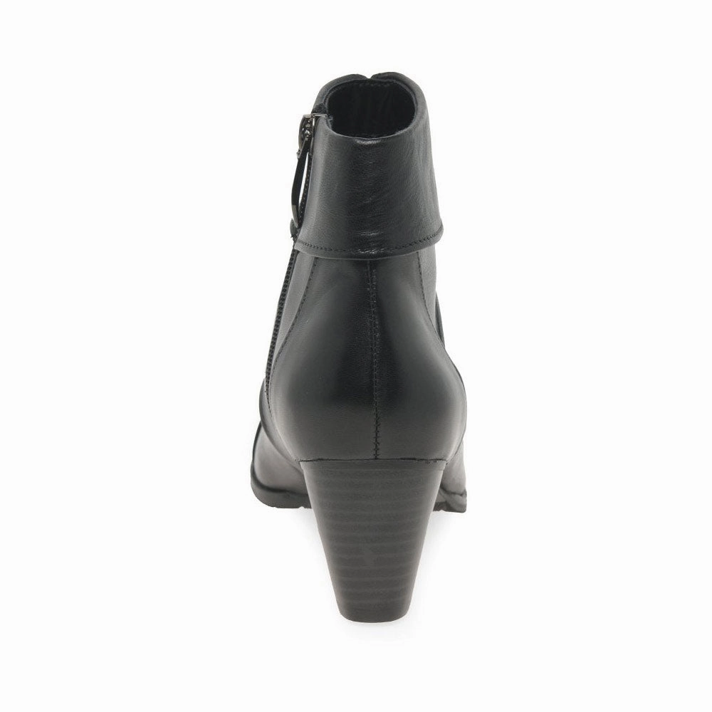 Regarde Le Ciel Sonia 134 Bootie Elefant Glo Black (Women's) Muttluks Dog Boots