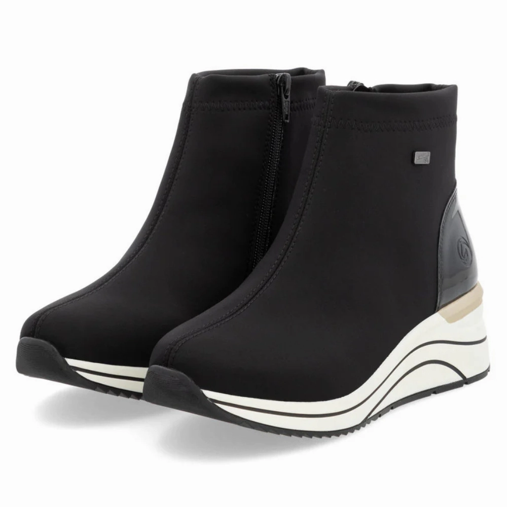 Hunting Boots Remonte Eleni 73 Nero/Black Boot (Women's)