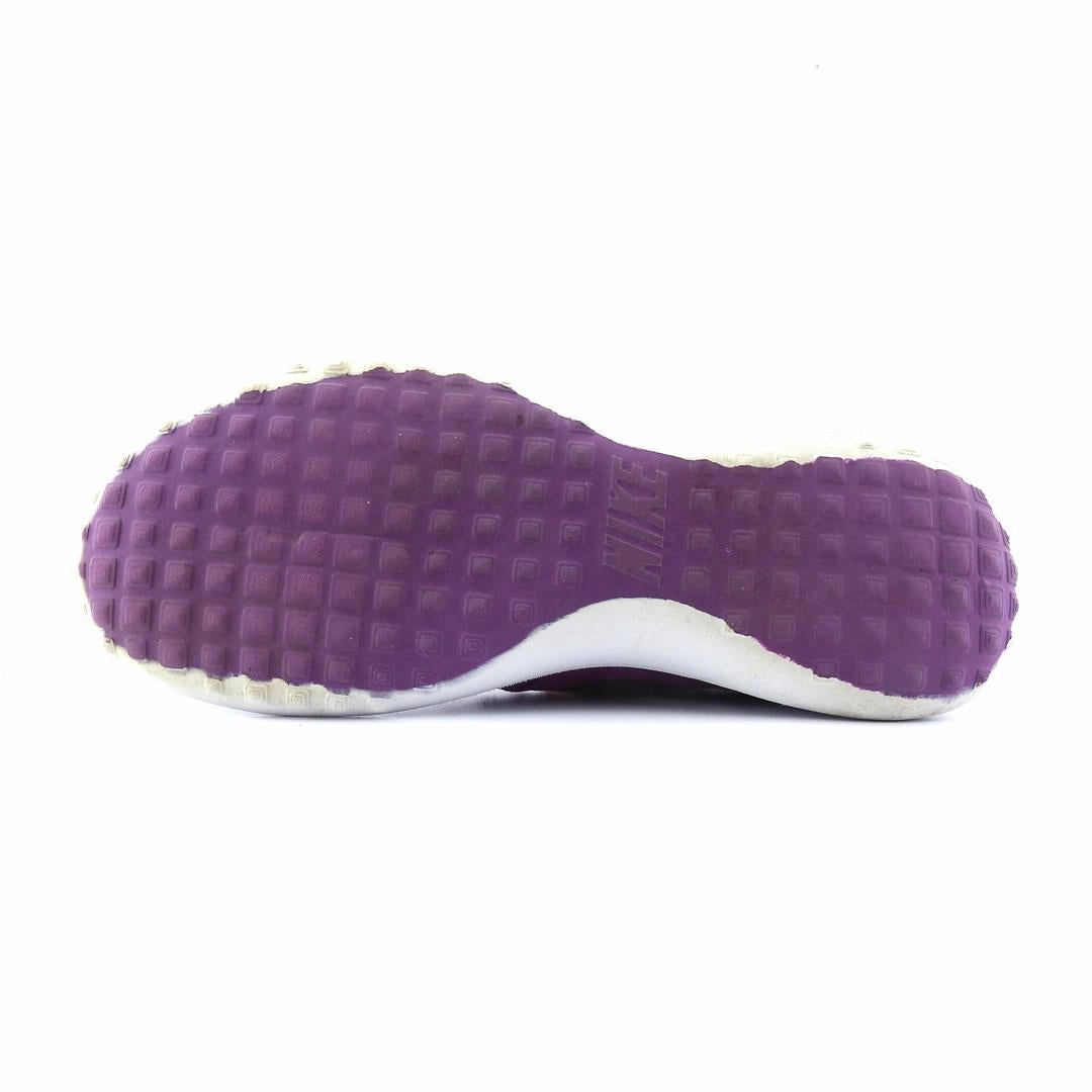 NIKE JUVENATE Nike Slip On Shoe