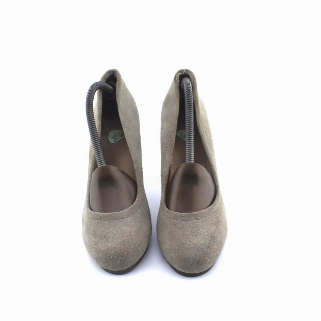 SCHOLL . High Heels Pics