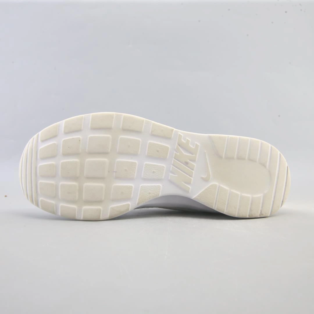 NIKE TANJUN Nike Go Fly Ease Shoes