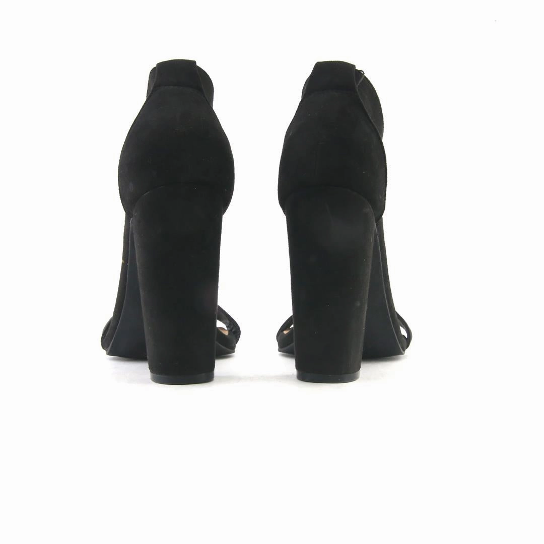 History About High Heels TORRID .