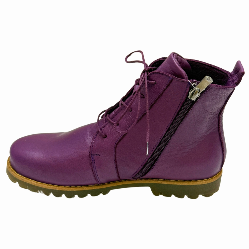 Andrea Conti Naughty Plum Leather Boot (Women's) Muck Boots Arctic Sport