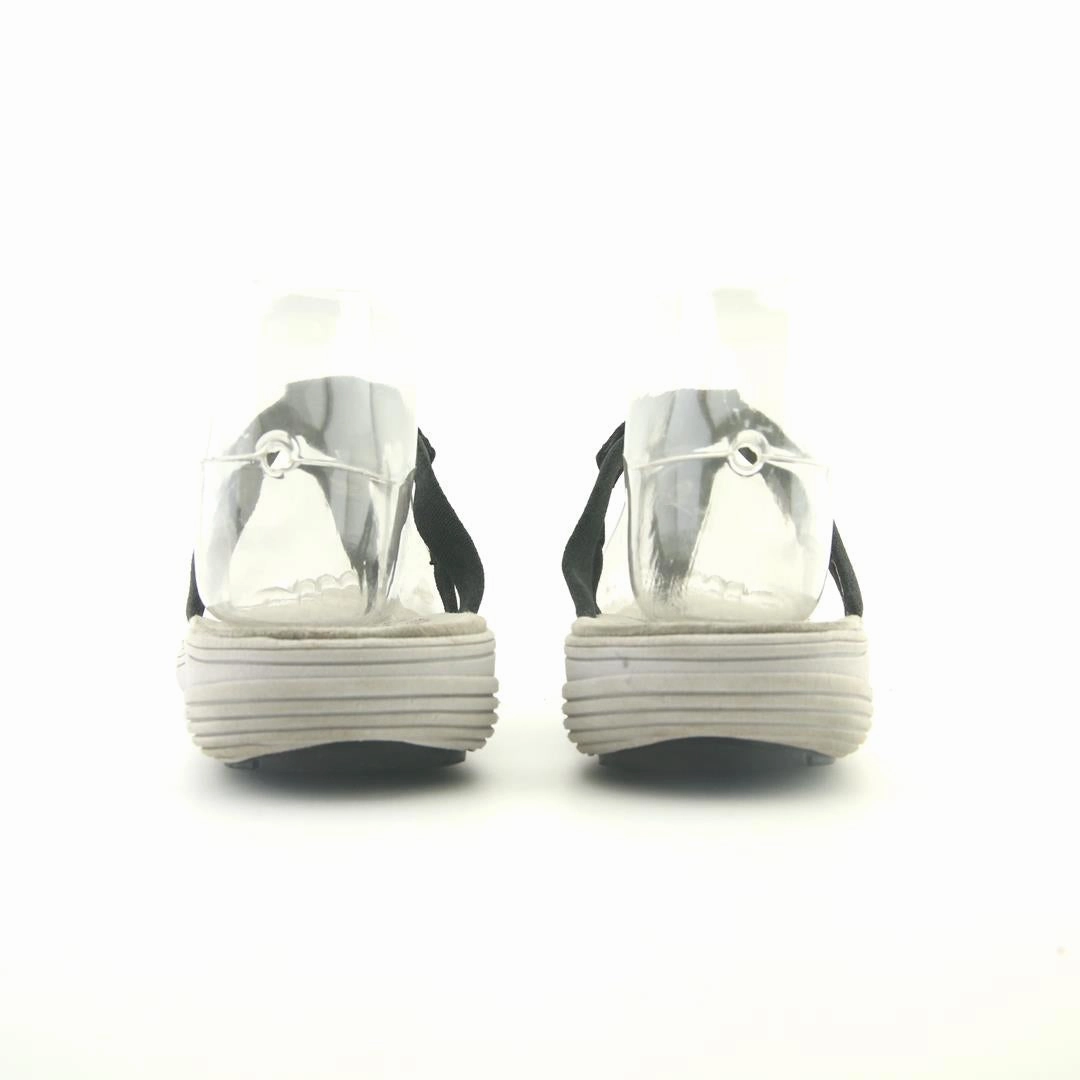 KEEN DAMAYA FLIP Slides Fuzzy