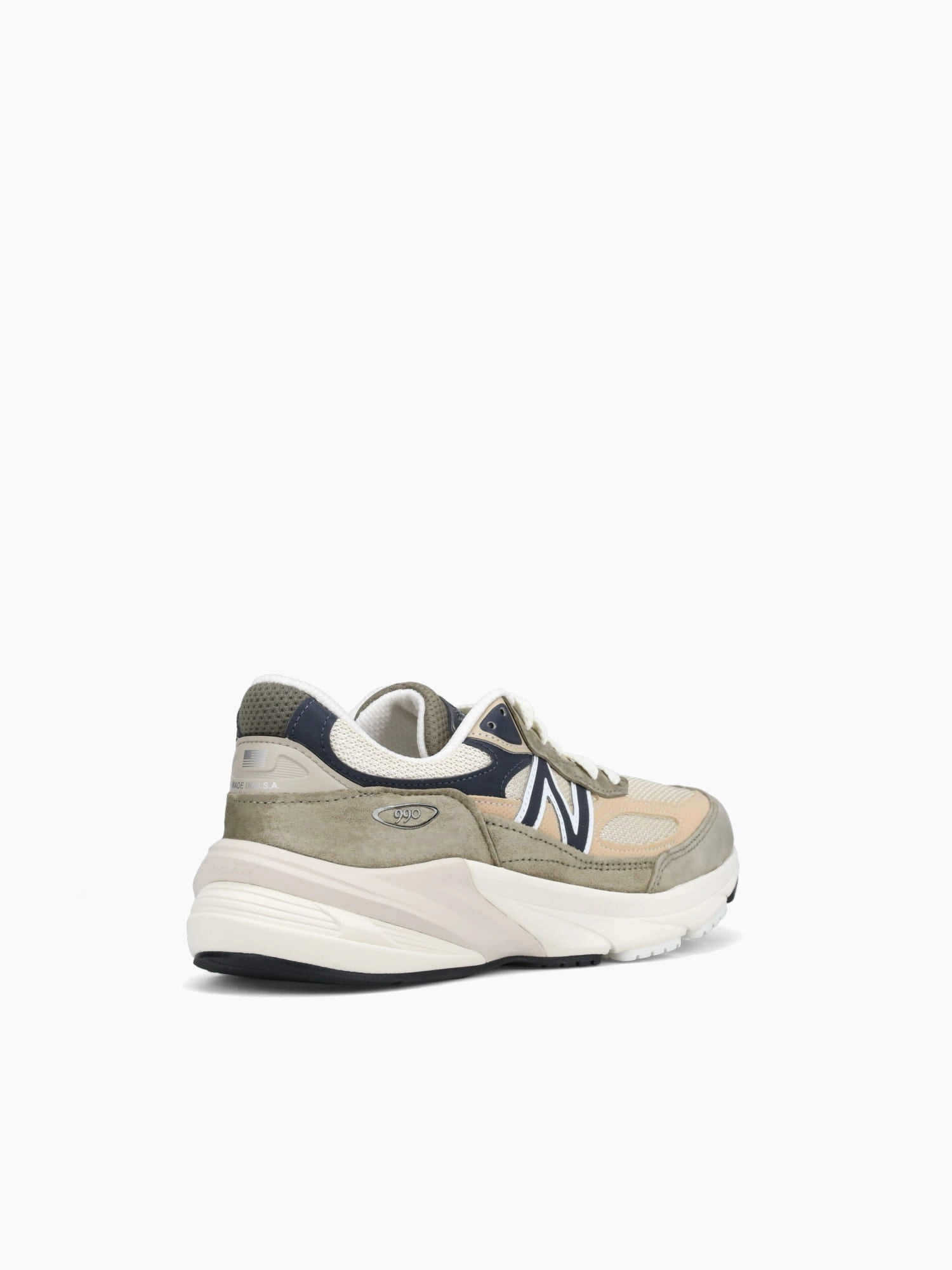 990v6 Dark Camo Suede Pointed Flat Shoes Outfit