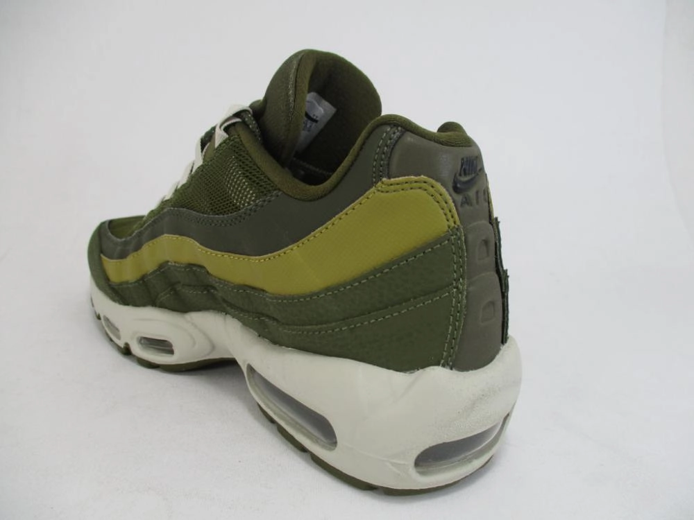 Reelwind Sneakers Nike sneakers da uomo Air Max 95 Essential 749766 303 olive canvas