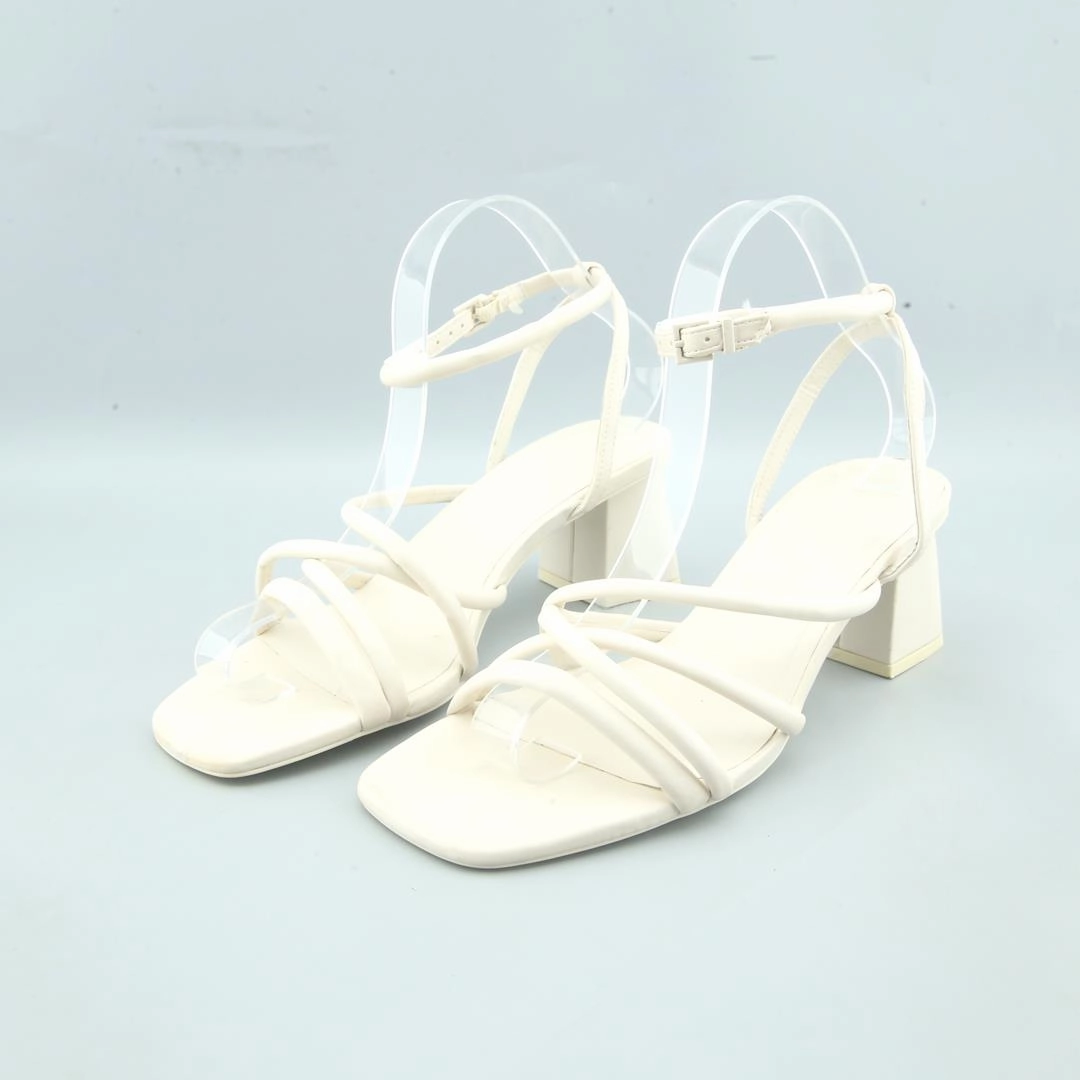 Stiletto Heels STRADIVARIUS .