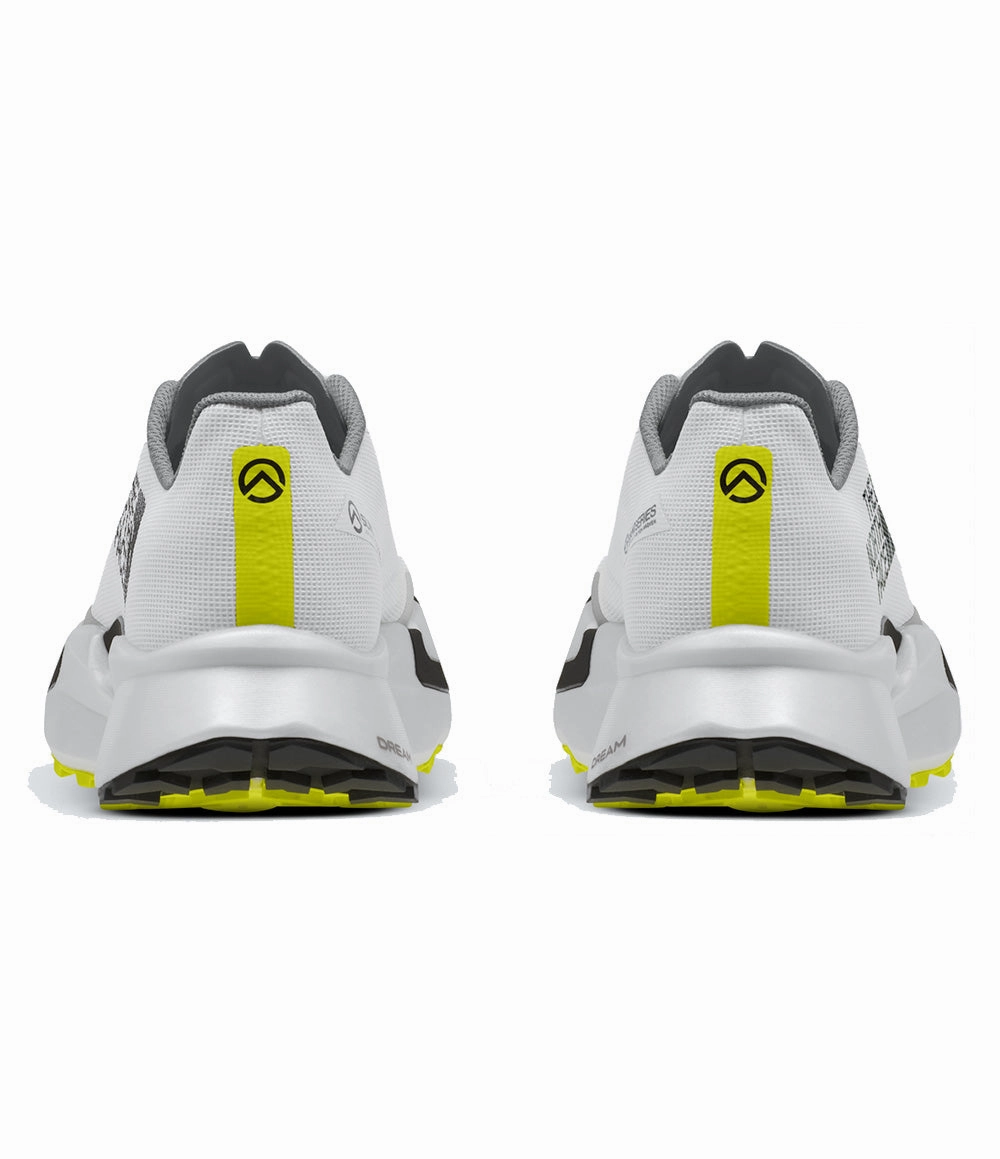 Swift Running Shoes Summit Vectiv Pro 3