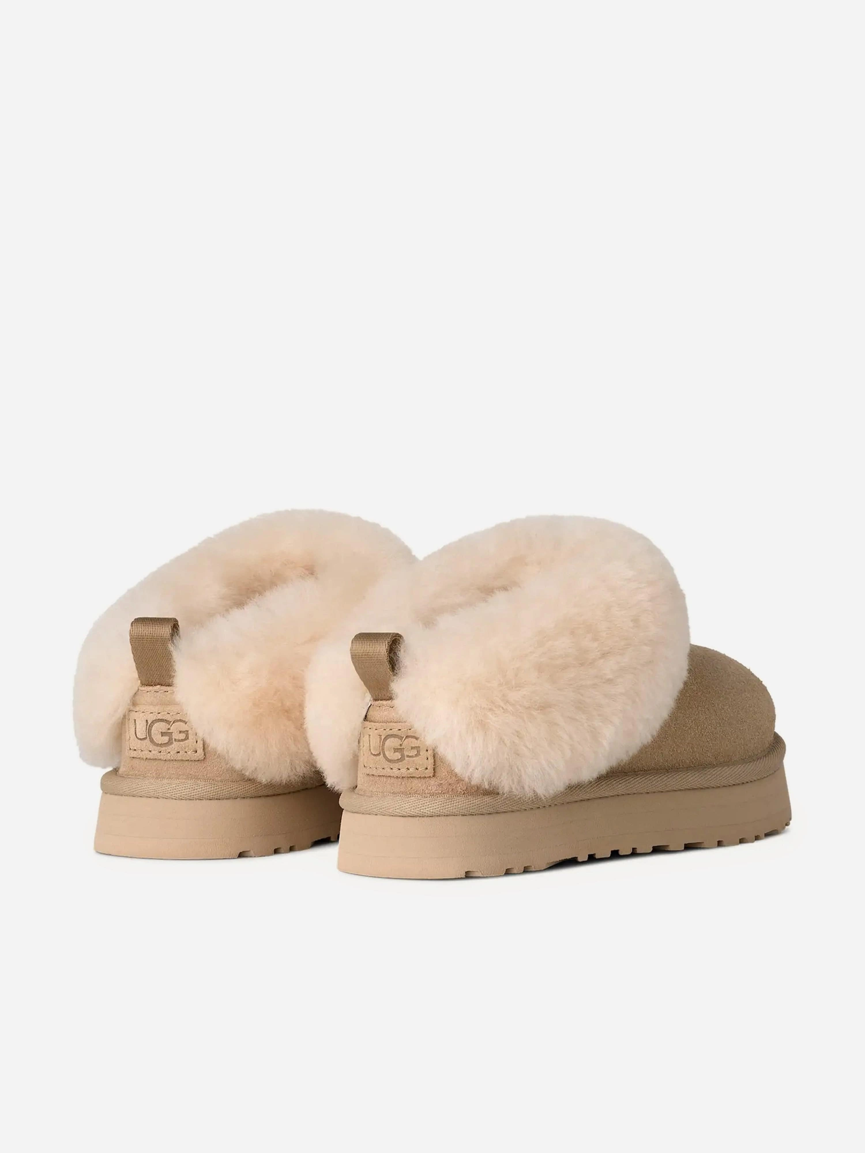 UGG Girls Tazzelle Slippers in Beige Bobs Too Cozy Slippers