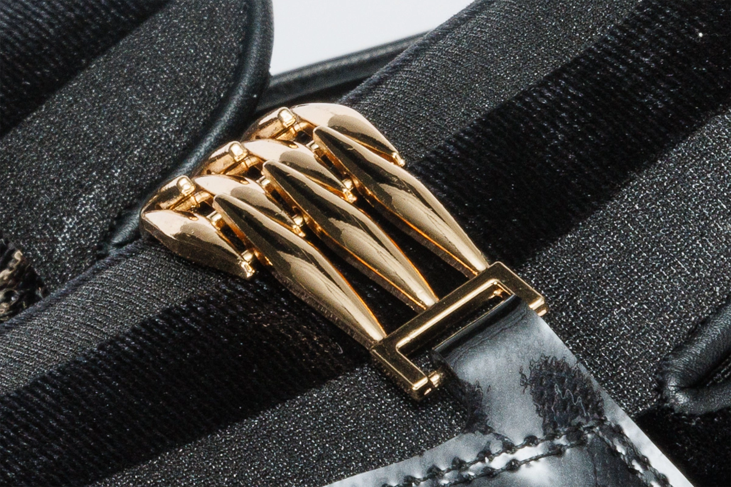 The Pontalto Leather Men Shoe Black Bit Loafer Dress Shoes With Jeans And T Shirt