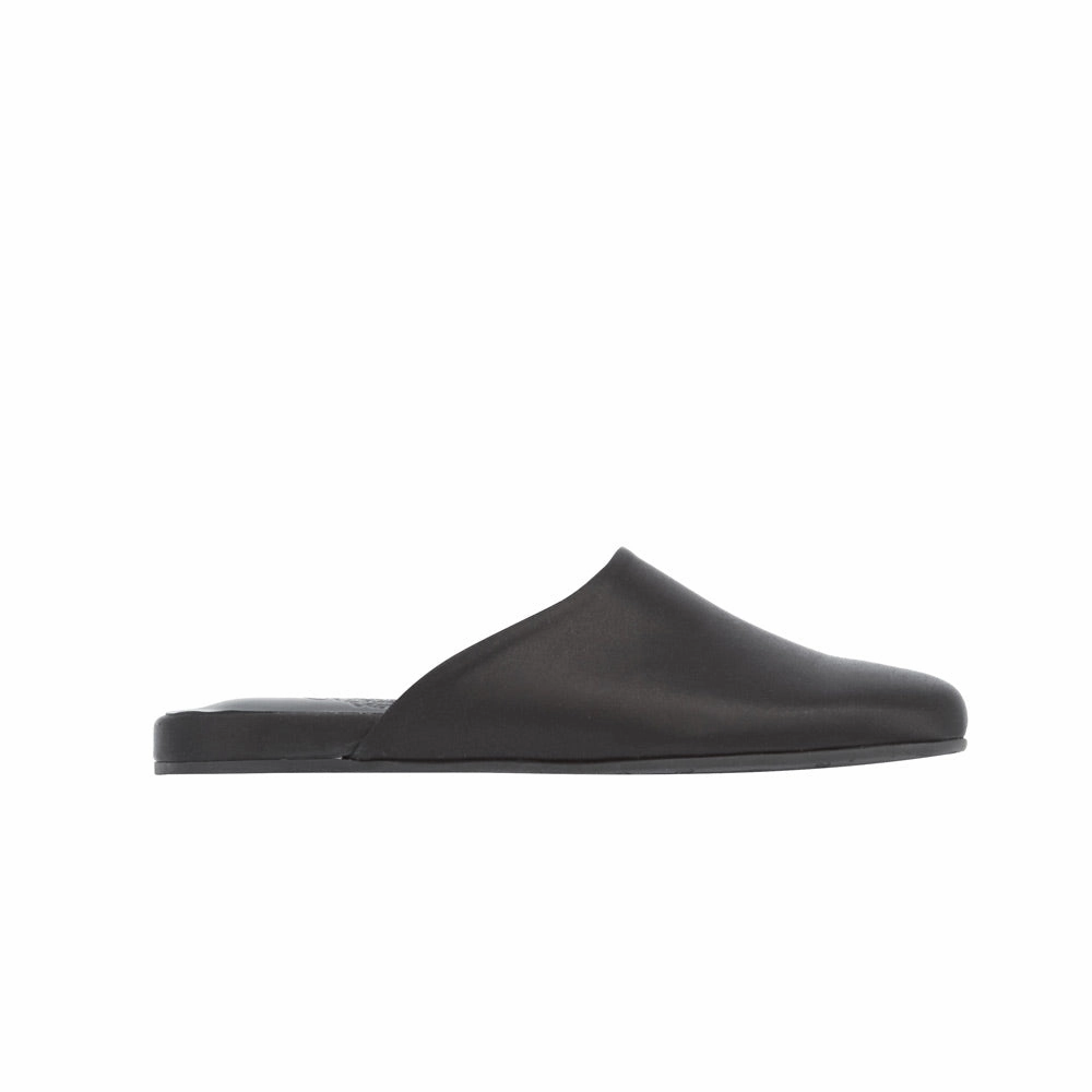Anti Slip Slippers For Elderly The Slipper All Black