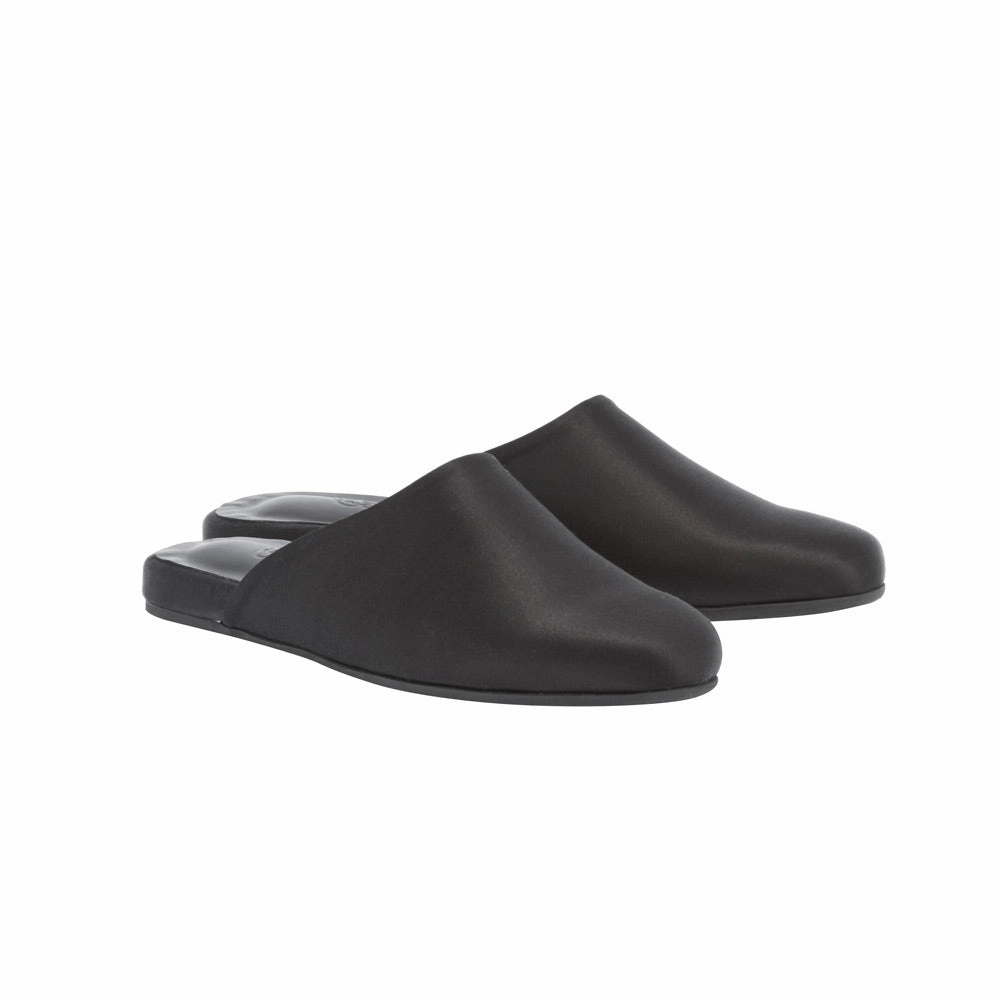 The Slipper All Black Max Air Slides